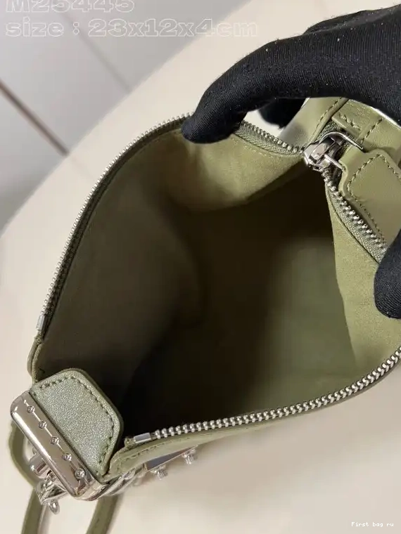 Frstbag ru Louis Slim Vuitton Trunk-23*12*4CM 0602